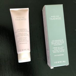 Mary Kay Timewise Age Minimizer 3D Day Cream